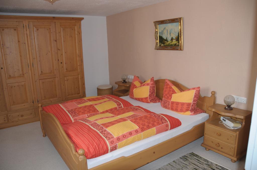 Gaestehaus Bergfrieden Bolsterlang Habitación foto
